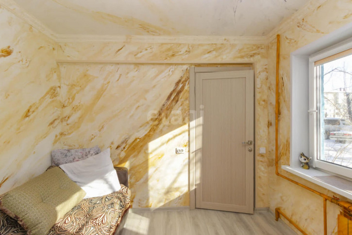 4-комн квартира Химиков, 52