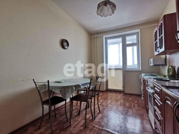 2-комн квартира Газовиков, 55