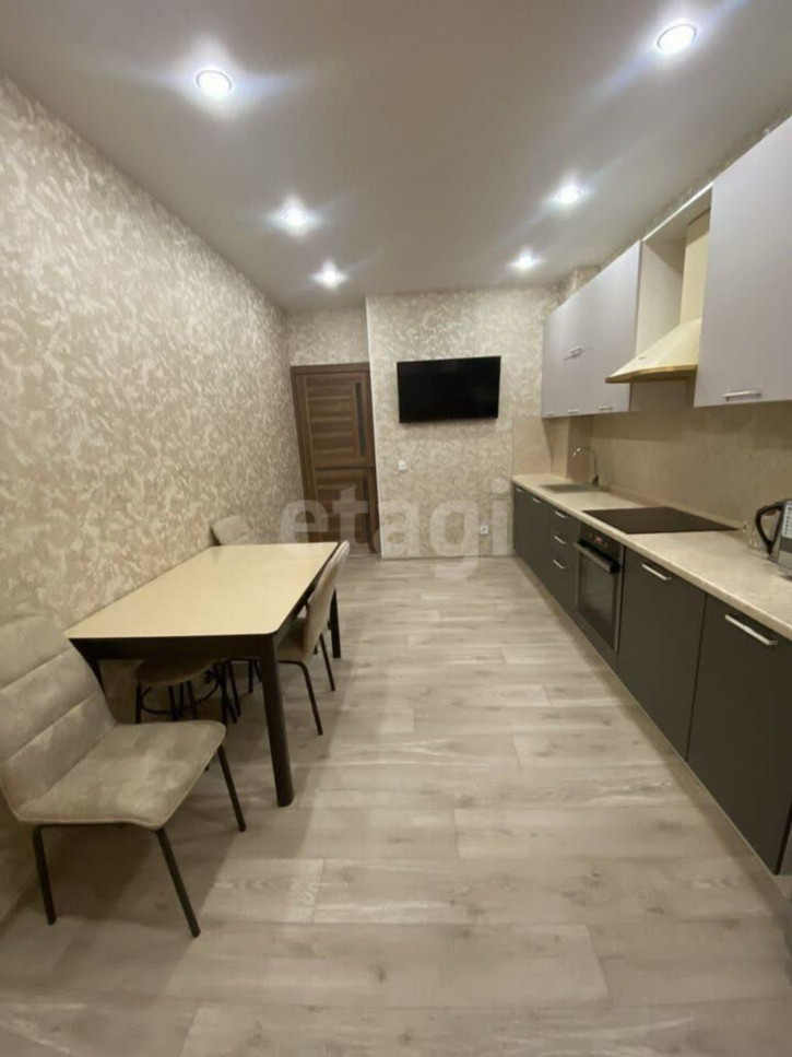 1-комн квартира Пермякова, 66