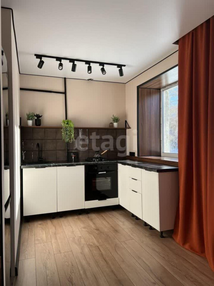 2-комн квартира Осипенко, 41