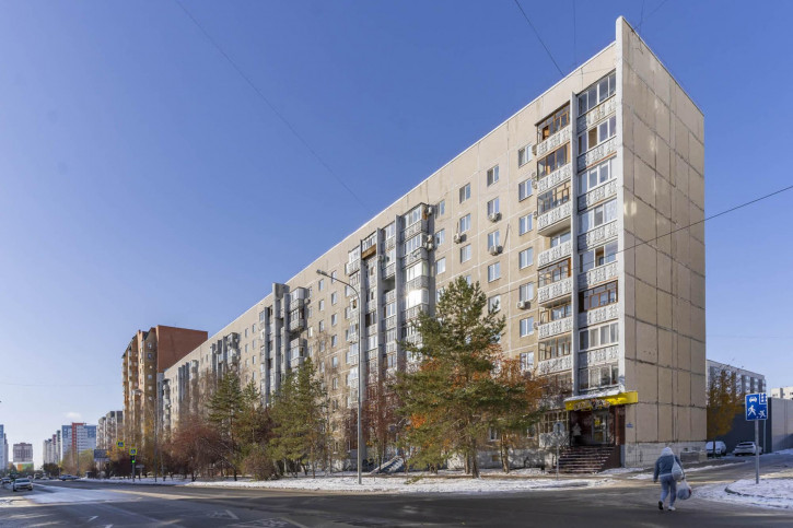 3-комн квартира Моторостроителей, 10