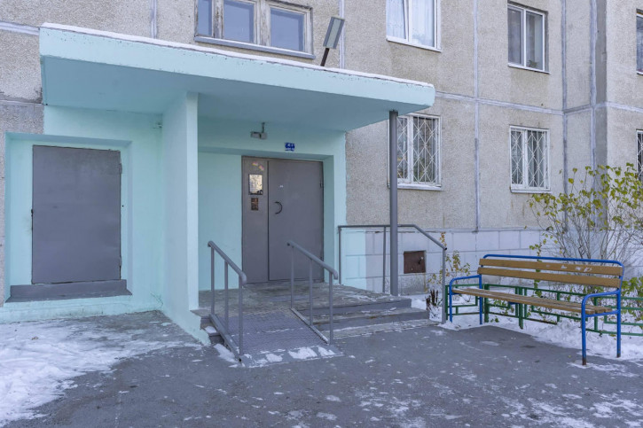 3-комн квартира Моторостроителей, 10