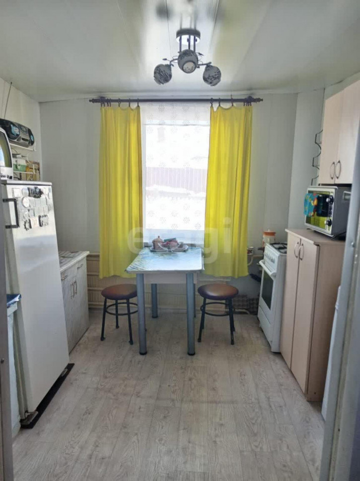 2-комн квартира Аграрная, 61