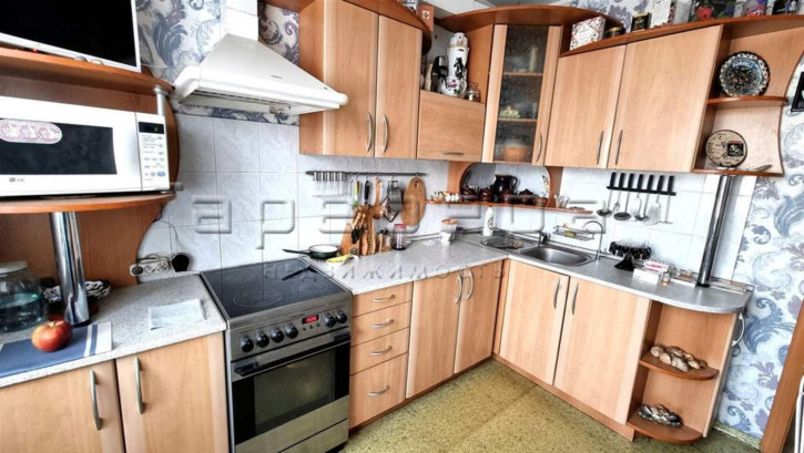 4-комн квартира Кутузова, 42