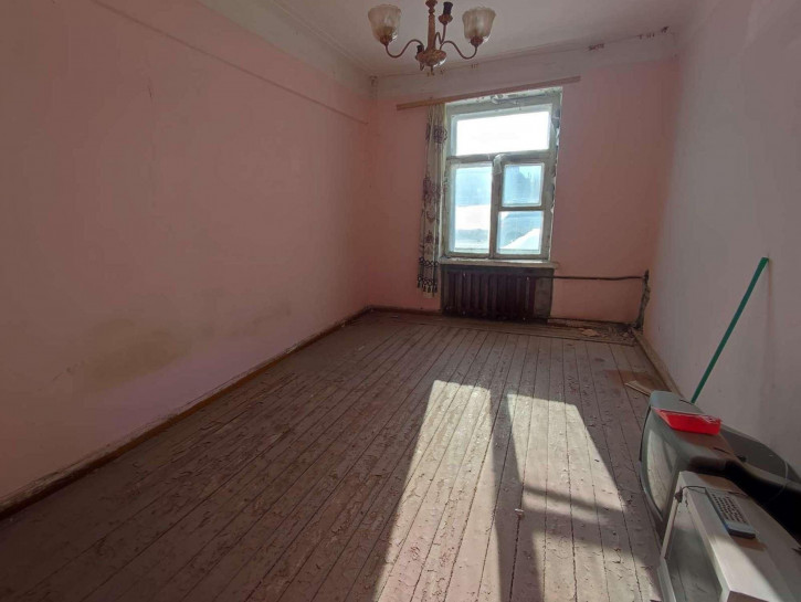 2-комн квартира Коммунистическая улица, 38