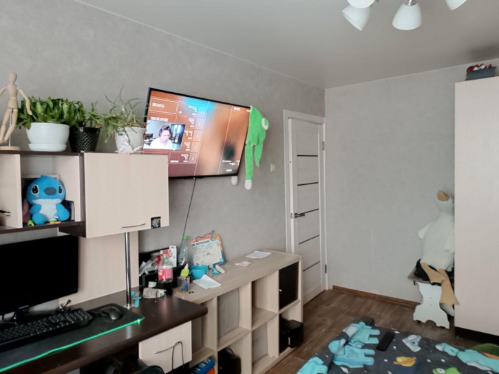 2-комн квартира Молодежная ул, 10