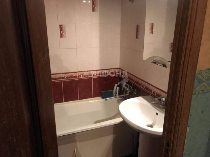 3-комн квартира Ударная улица, д.25