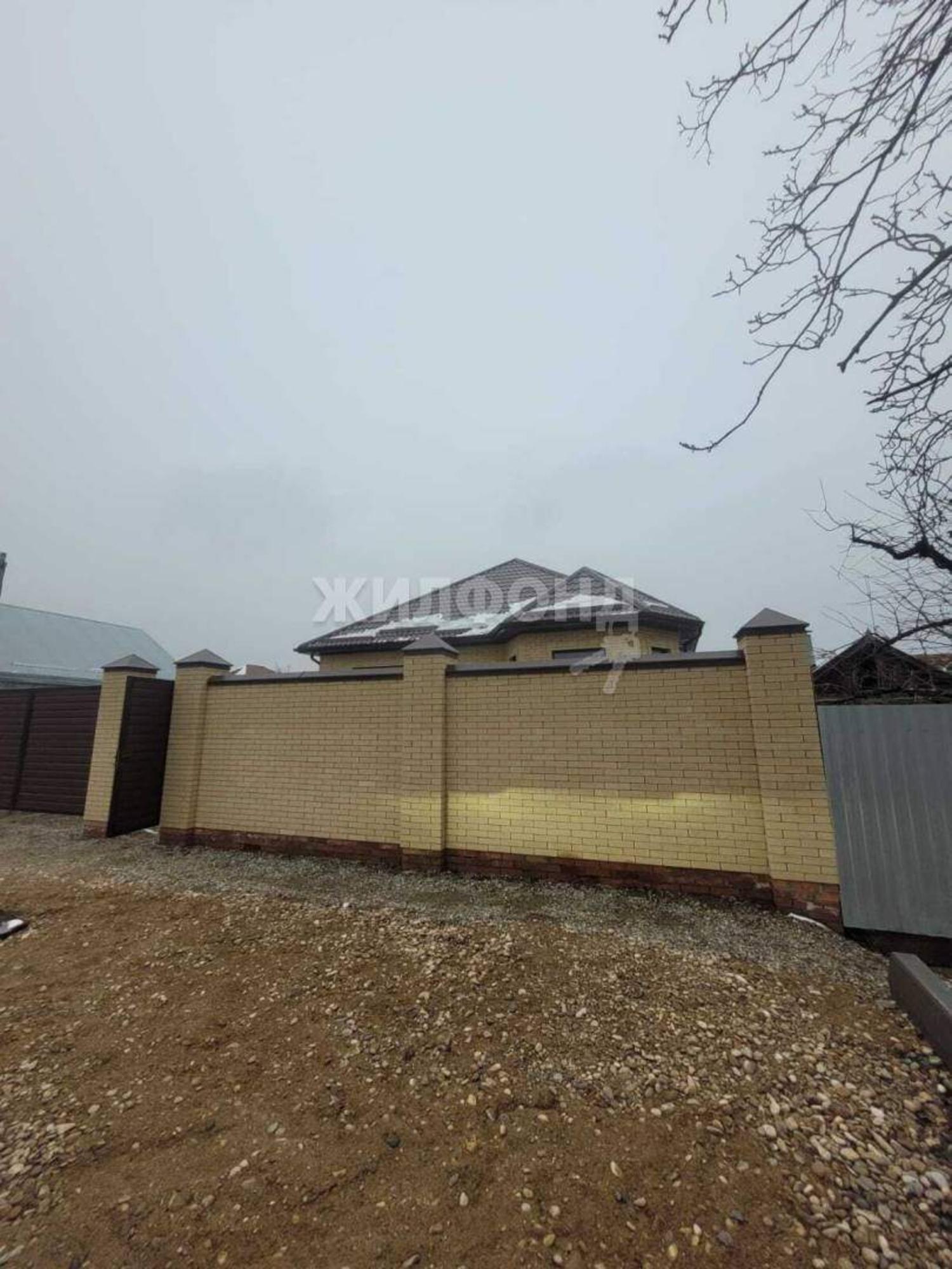 Купить дачу, дом, коттедж за 8 000 000 рублей на Полевая улица