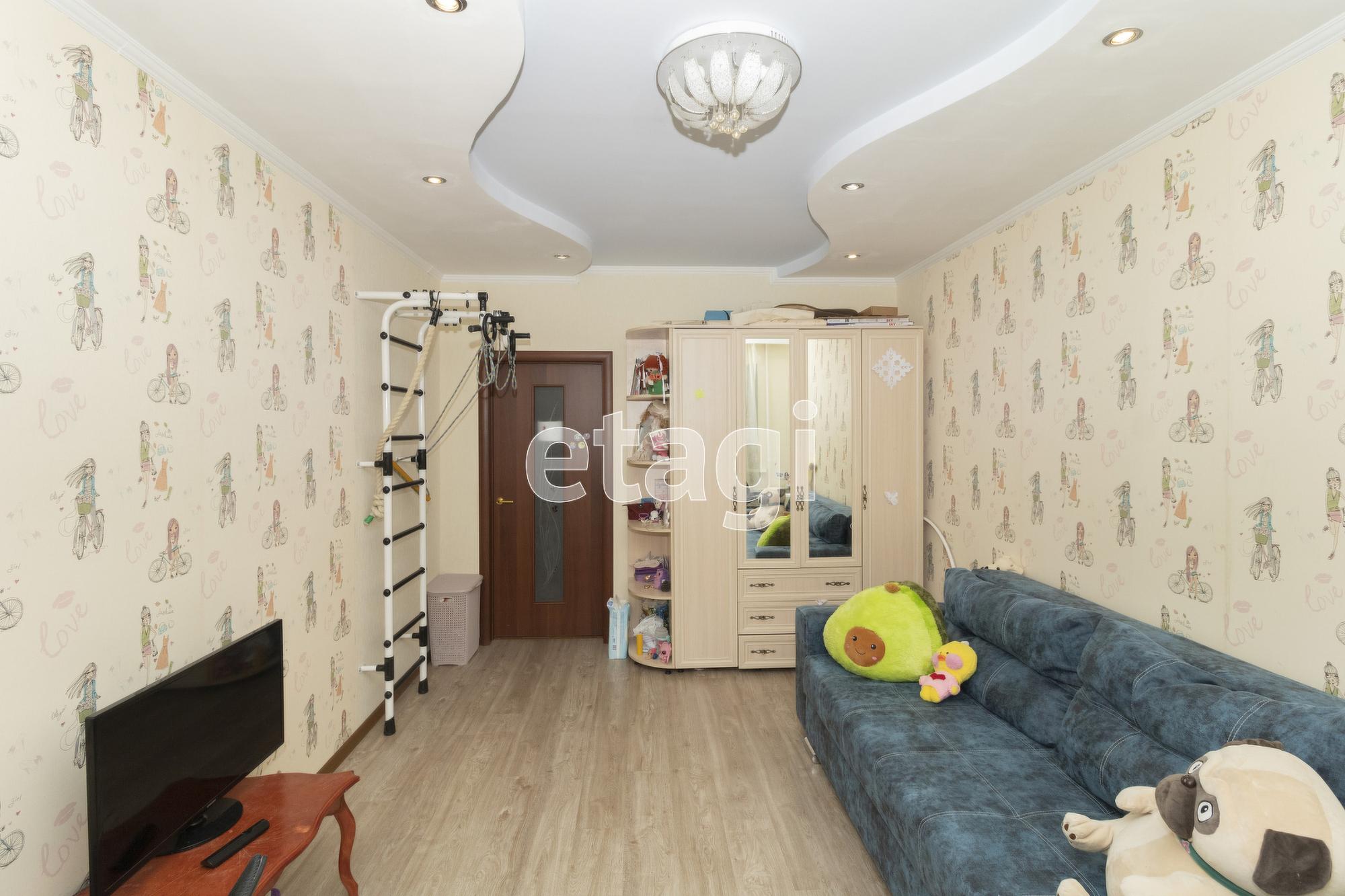 Купить квартиру за 10 400 000 рублей на Александра Матросова, 1/2