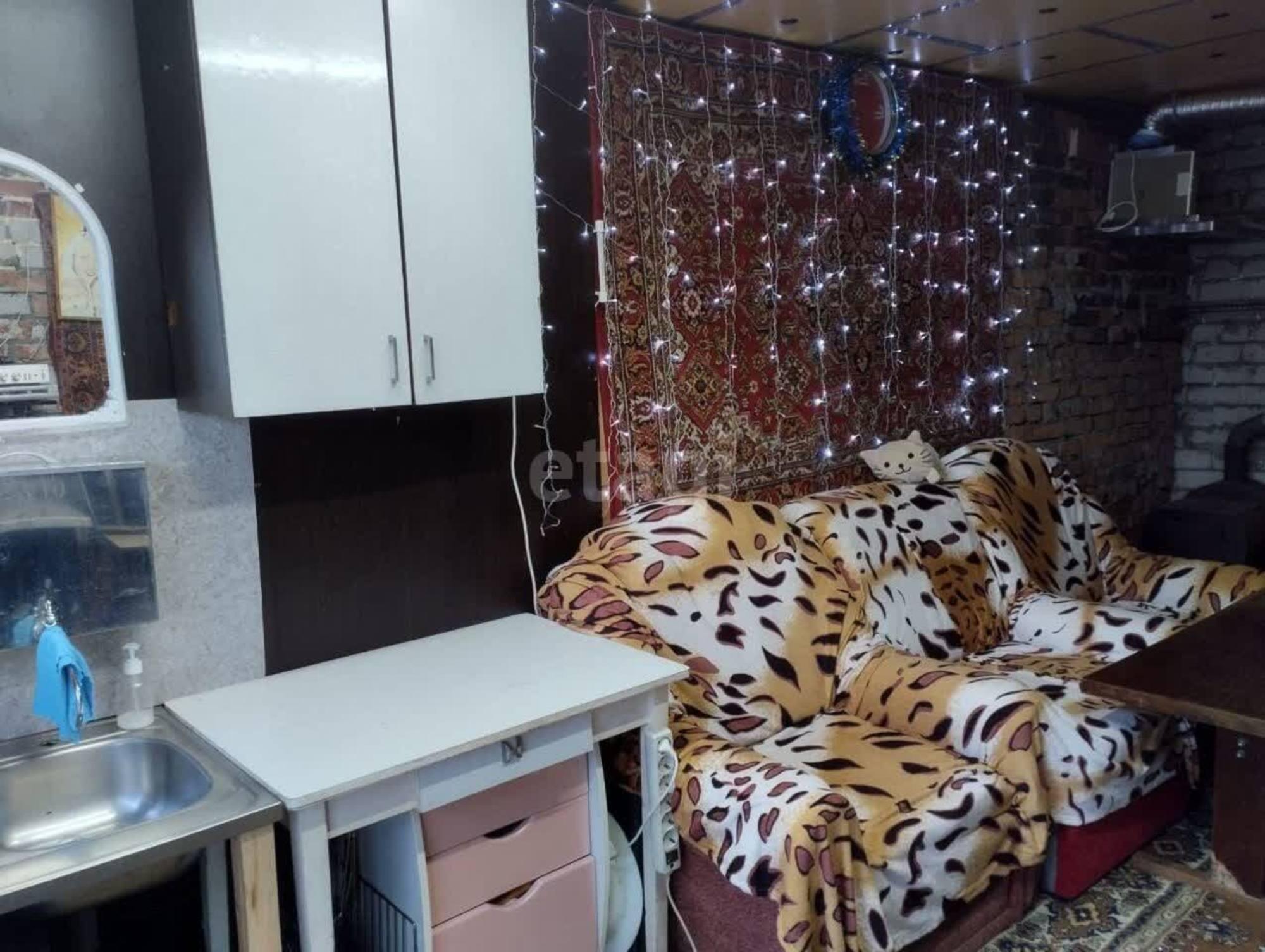 Купить гараж, место в паркинге за 460 000 рублей на 50 лет Октября 184