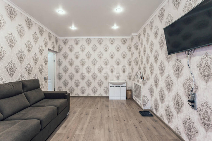 3-комн квартира улица Некрасова, 54
