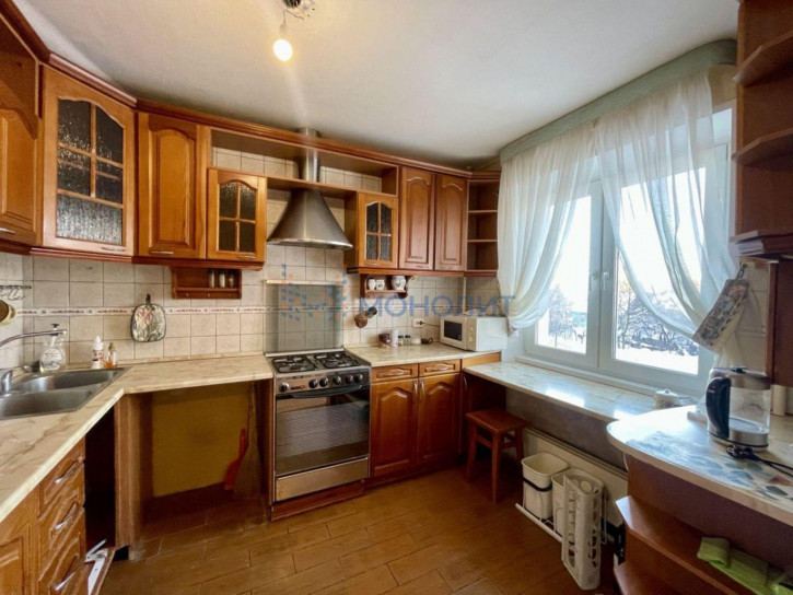 5-комн квартира Эльтонская ул, 38
