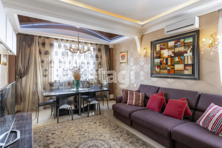 5-комн квартира Кирова, 8