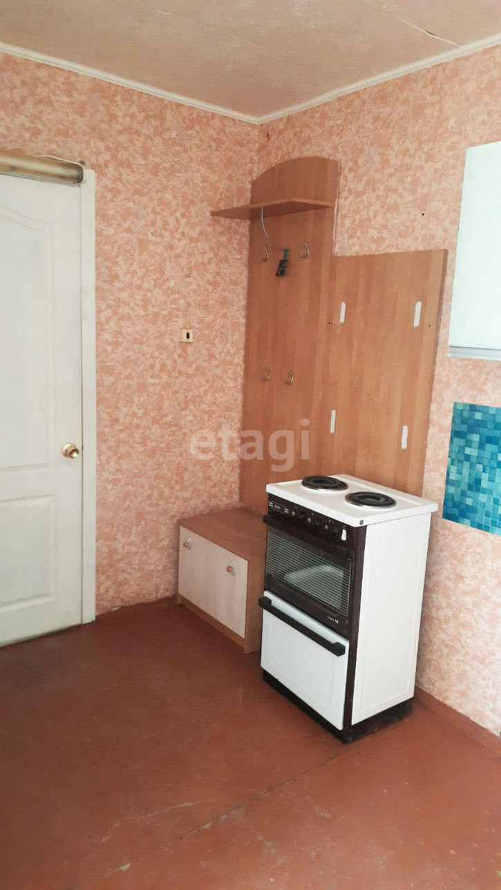 Комната Республики, 248