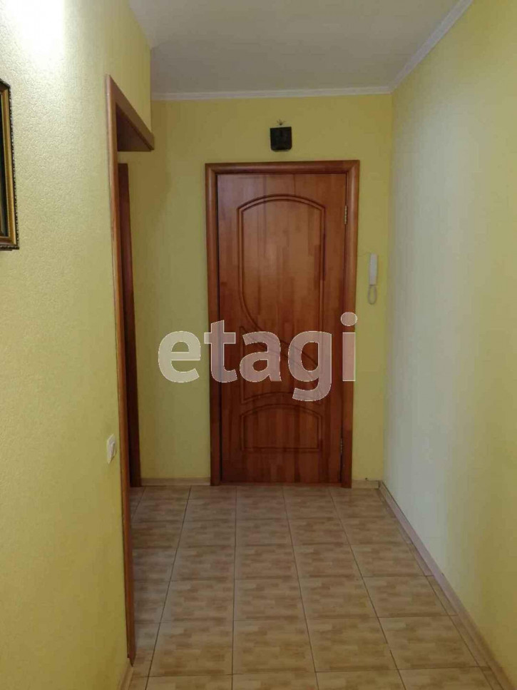 3-комн квартира Домостроителей, 10