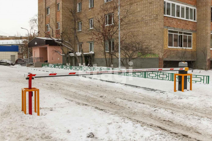 3-комн квартира Первомайская, 44