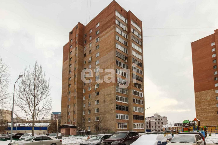 3-комн квартира Первомайская, 44