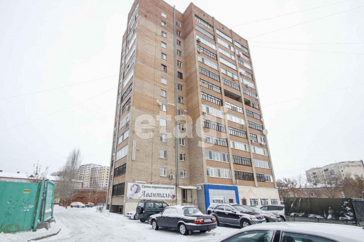 3-комн квартира Первомайская, 44