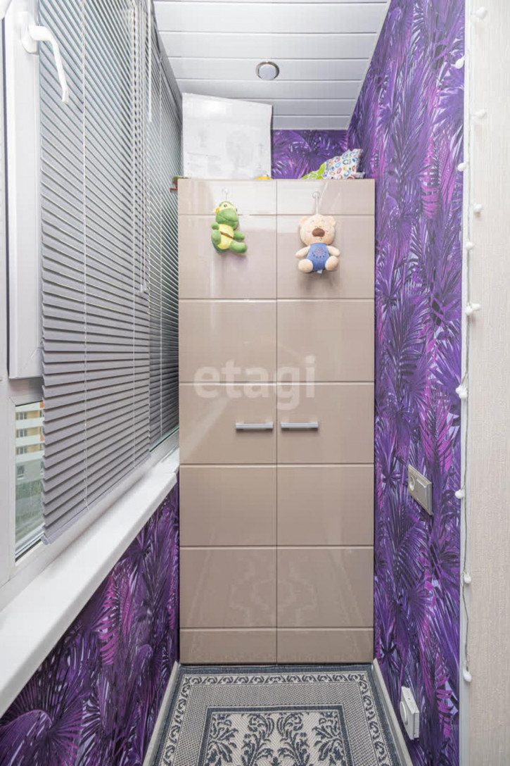 Студия Новоселов, 111