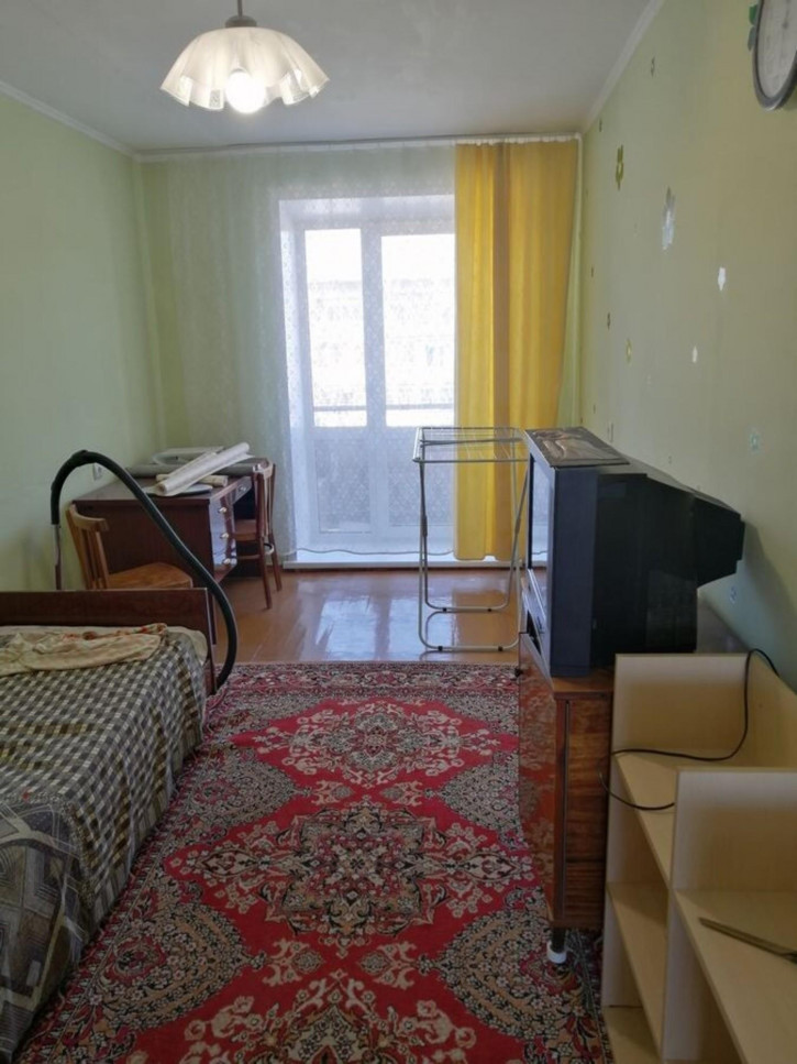 2-комн квартира Филатова, 12
