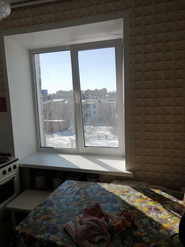2-комн квартира Филатова, 12