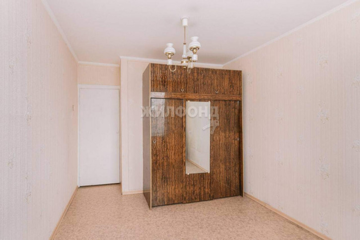 2-комн квартира Доватора улица, д.13