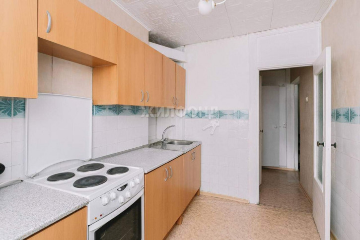 2-комн квартира Доватора улица, д.13