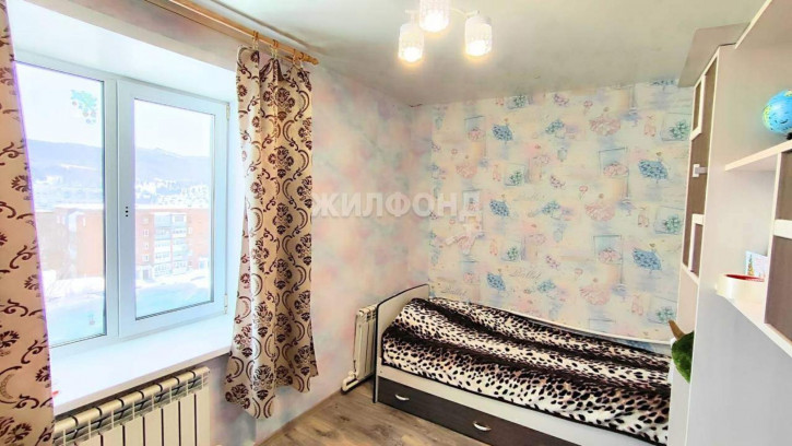 4-комн квартира Гагарина улица, д.18