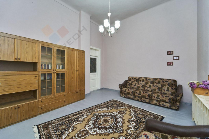 2-комн квартира Митрофана Седина ул, 28