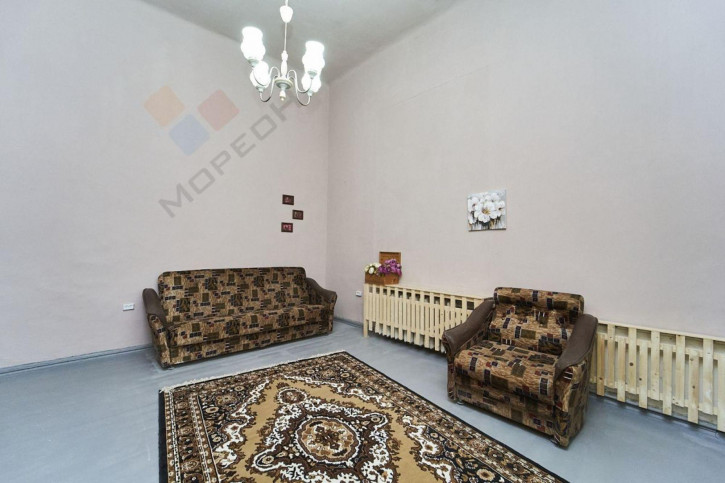 2-комн квартира Митрофана Седина ул, 28