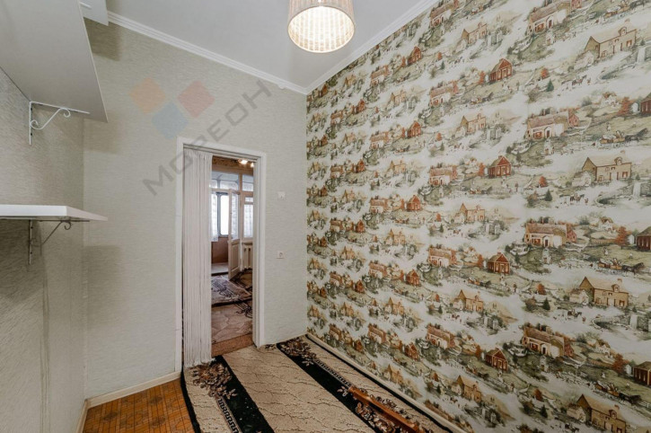 3-комн квартира Щорса ул, 3