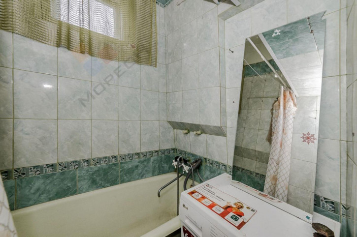 3-комн квартира Щорса ул, 3