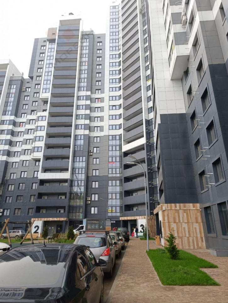 3-комн квартира Красных Партизан ул, 4/15