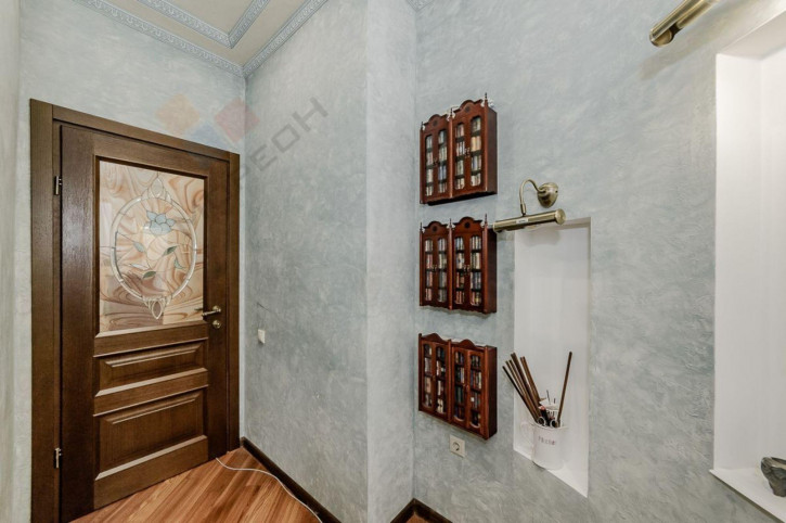 3-комн квартира Постовая ул, 8