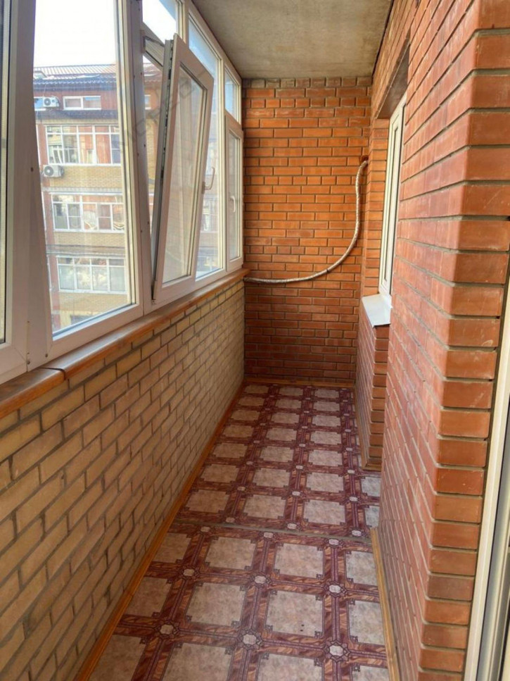 2-комн квартира Шаляпина пер, 2