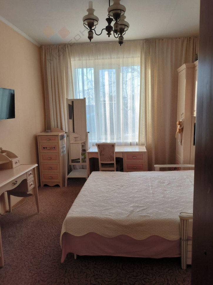 3-комн квартира Захарова ул, 23