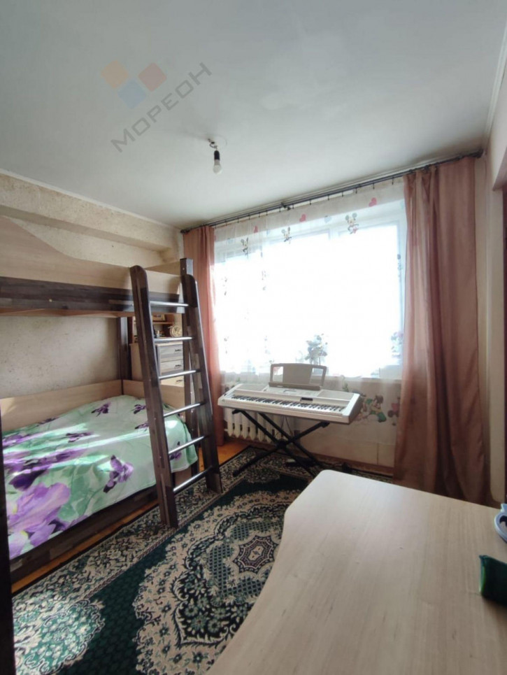4-комн квартира Атарбекова ул, 27