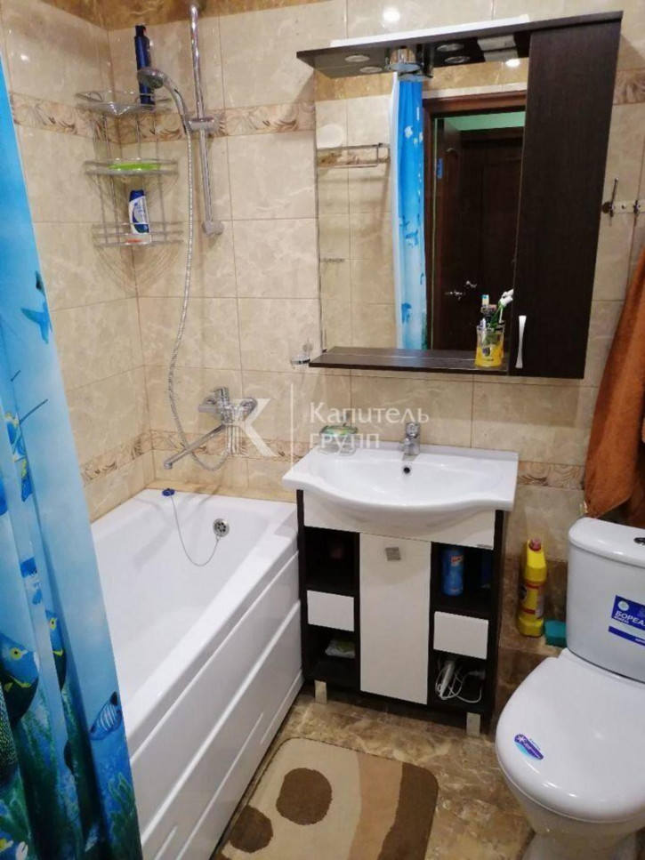 3-комн квартира улица Газовиков, 67
