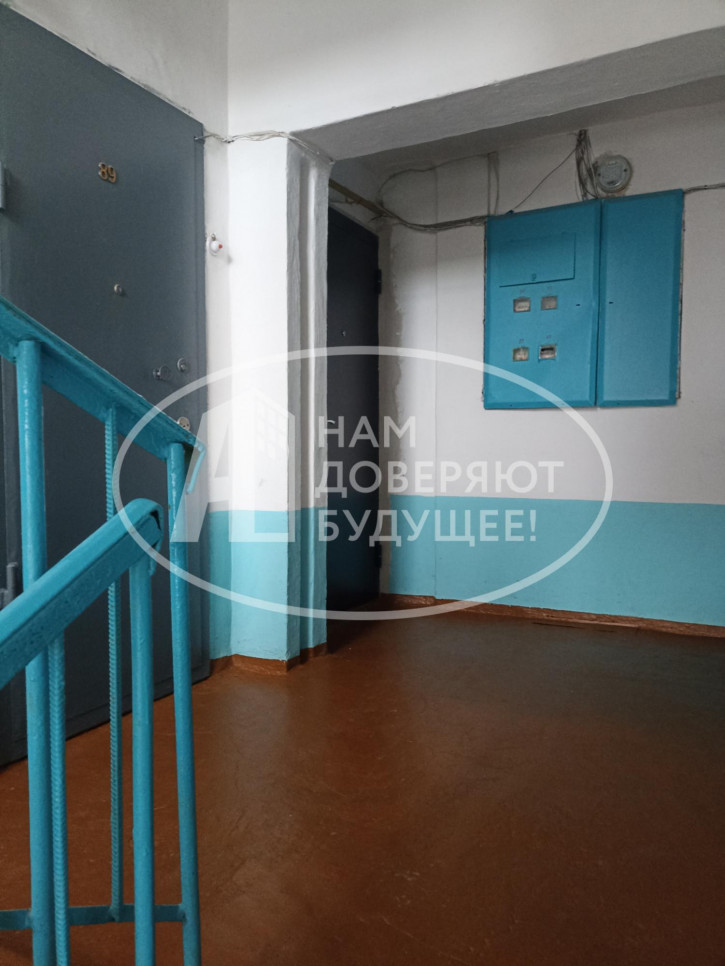 3-комн квартира улица Гайдара, 5