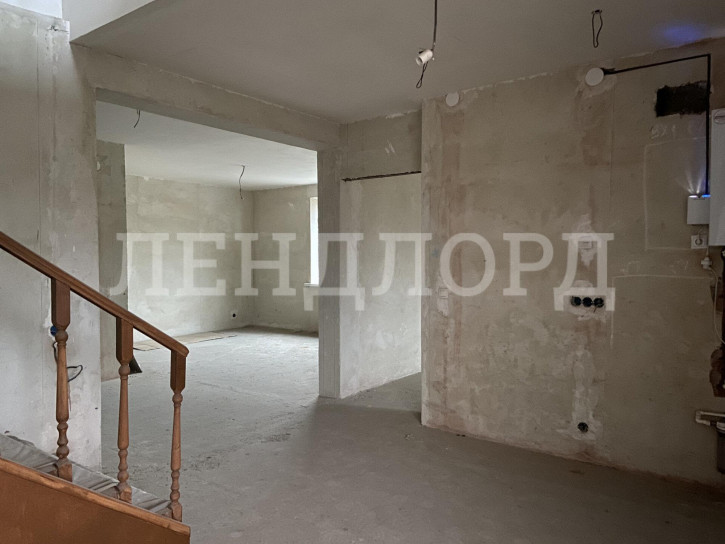 3-комн квартира Красноармейская улица, 57