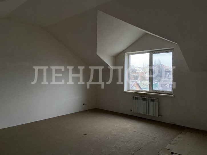 3-комн квартира Красноармейская улица, 57