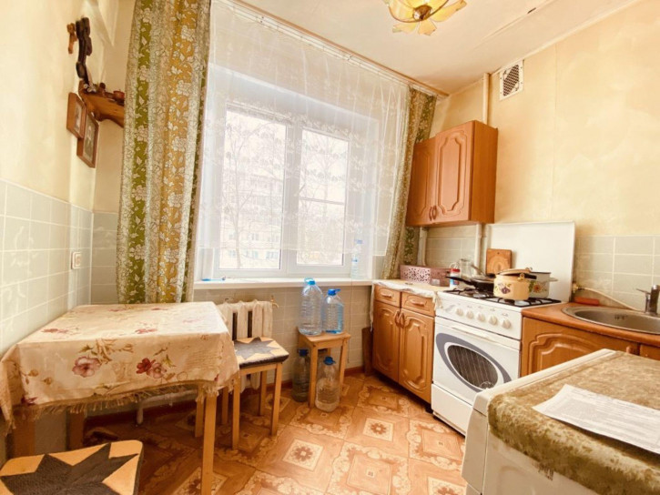 3-комн квартира 50 лет Октября квартал, 19