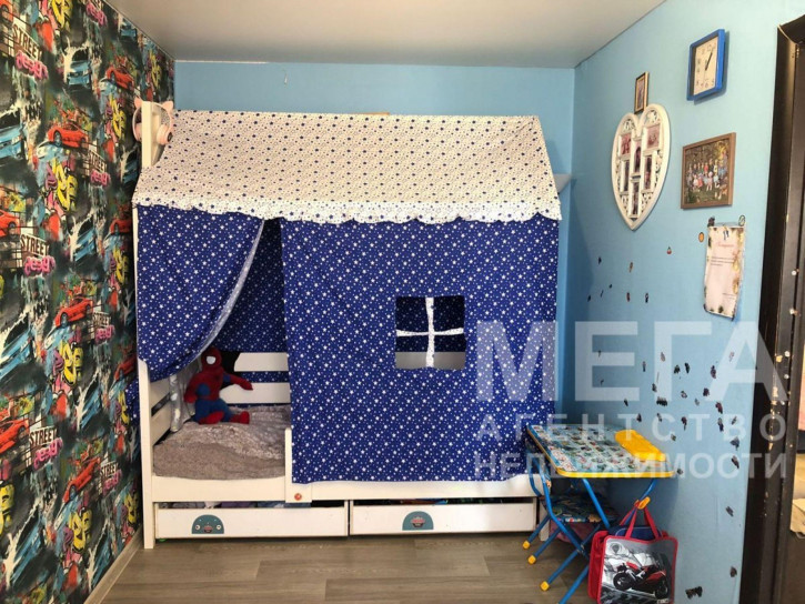 2-комн квартира Комаровского ул, 5