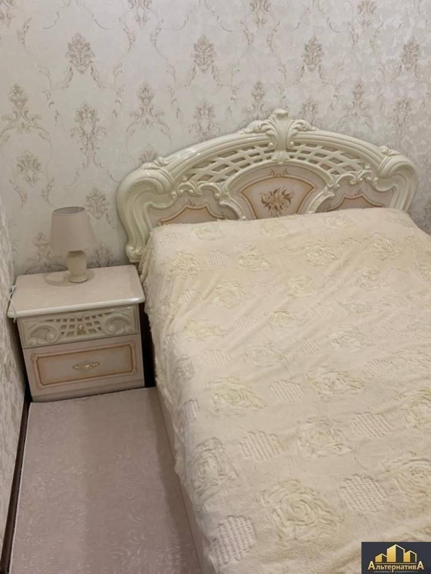 Купить квартиру за 13 300 000 рублей на Цеткин Клары ул.