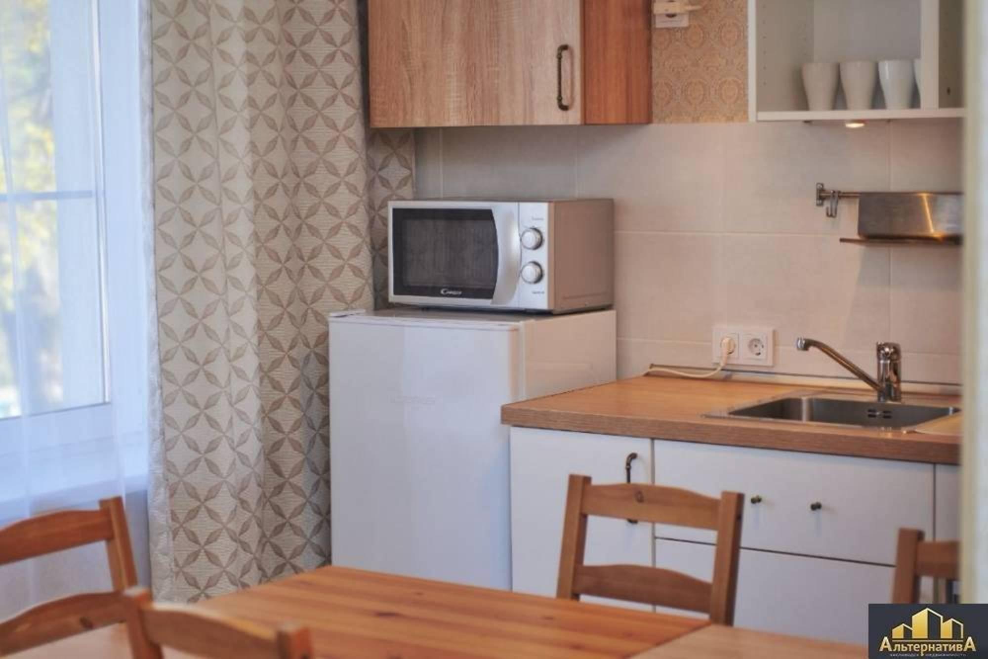 Купить дачу, дом, коттедж за 18 500 000 рублей на Чапаева ул.