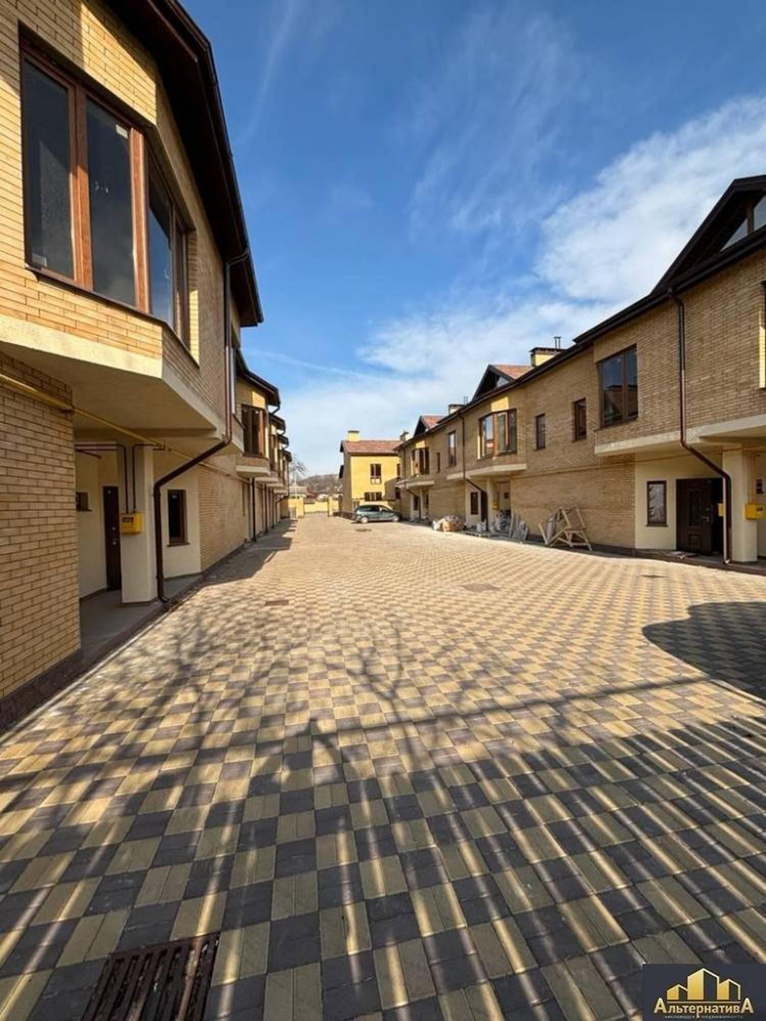 Купить дачу, дом, коттедж за 23 500 000 рублей на Вашкевича ул.