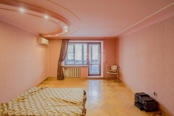 5-комн квартира улица Карла Маркса, 9б