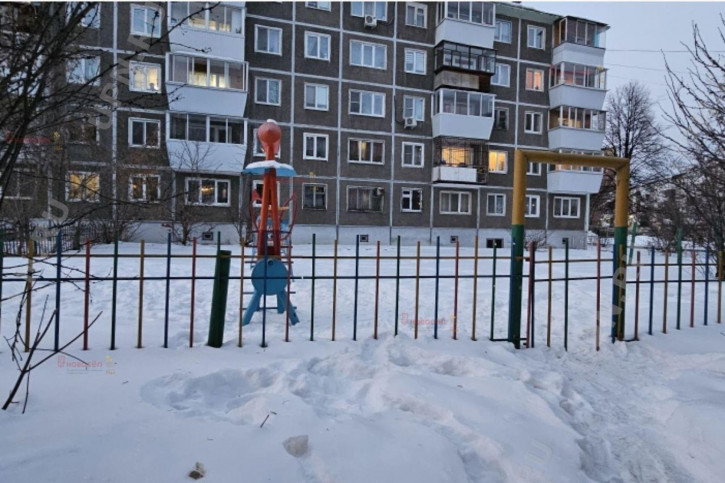 2-комн квартира академика королева, 2