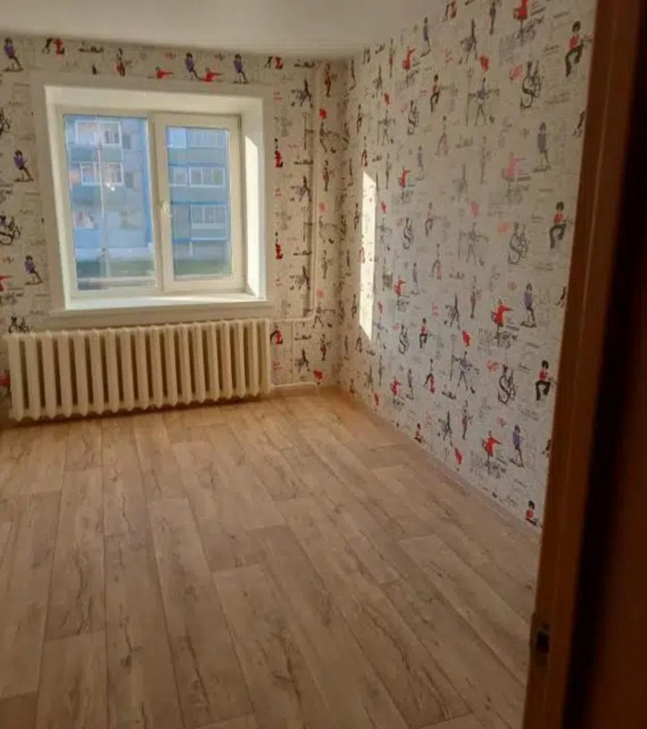 3-комн квартира Дружбы Народов пр-кт, 32