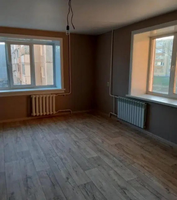 3-комн квартира Дружбы Народов пр-кт, 32